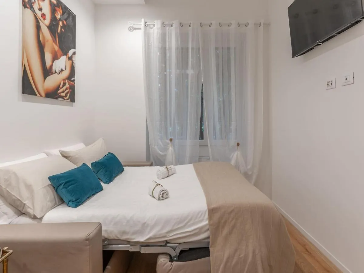 The Best Rent - Gorgeous One-Bedroom Apartment In Ticinese Milán